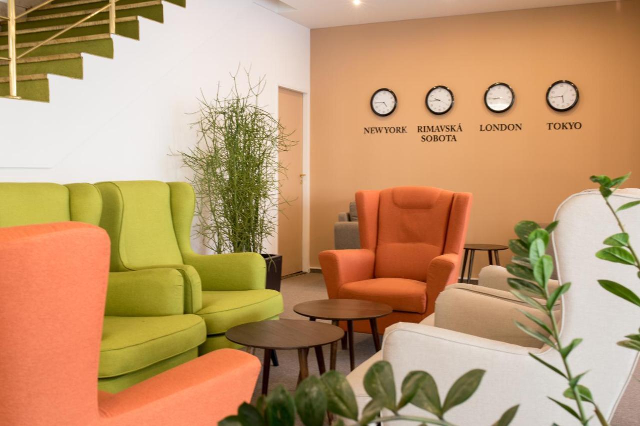 Hotel Zlaty Byk Rimavska Sobota Εξωτερικό φωτογραφία