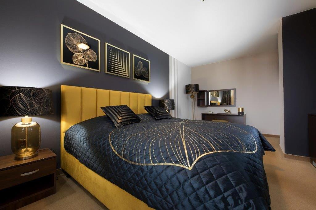 Hotel Zlaty Byk Rimavska Sobota Εξωτερικό φωτογραφία